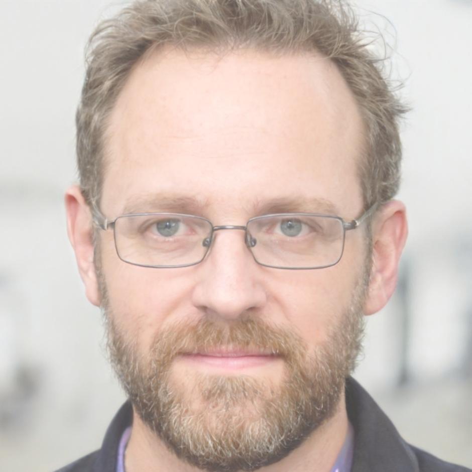 Finnegan Driscoll teaching digital security fundamentals